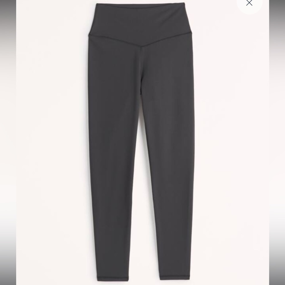 Black Abercrombie Leggings: YPB studioSOFT 7/8-Length Legging size Medium SHORT